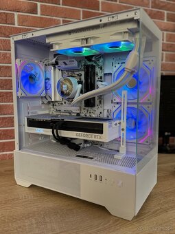 Herné PC: Ryzen 7 7800x3D, RTX 5070, 32GB RAM, 1T Nvme - 4