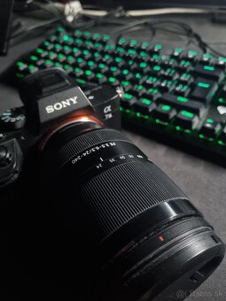 Sony FE 24-240mm f/3.5-6.3 OSS - 4