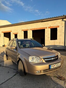 Chevrolet Lacceti - 4