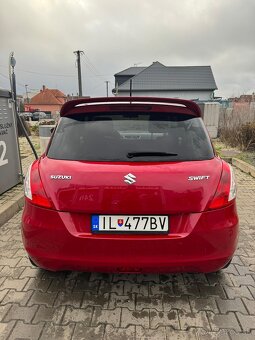 Predám Suzuki Swift 1.2 AC GLX 2012 - 4