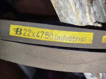 Predám rôzne klinové remene - nepoužité - 4