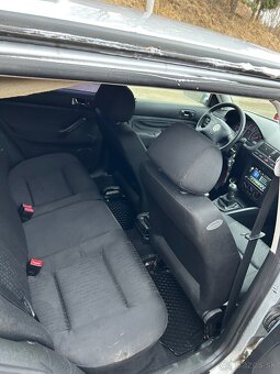 🚗 Volkswagen Golf 4 1.4 - 4