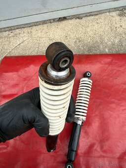 Babetta 210/215/225 zadné tlmiče - 4