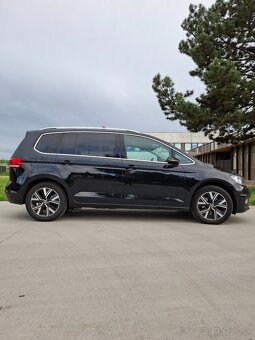 Volkswagen Touran 7miestne - 4