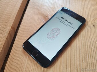 iPhone SE 2020 256GB - 4