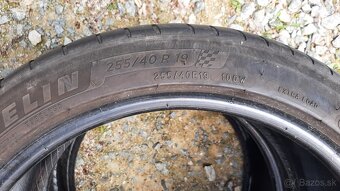 255/40r19 100W Michelin letne - 4