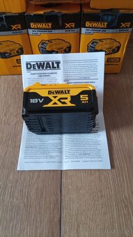 Baterie DEWALT DCB184, 18v - 4