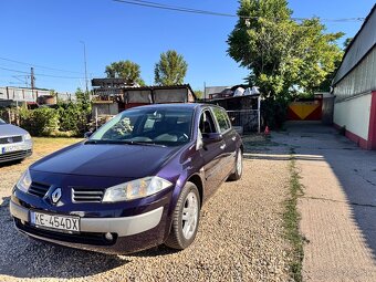 Renault Megane 1.6i 16V - 4