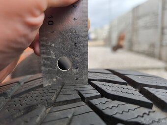 Zimné pneumatiky hankook 245 45 r19 - 4