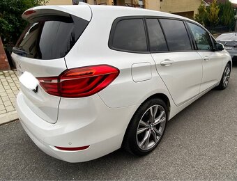 BMW 216i GRAN TOURER - 4