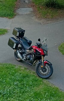 Honda CB500X - 4