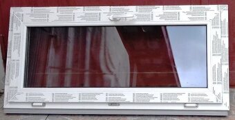 Predám použite plas.dvojkrídlové biele okna 205x139 trojsklo - 4