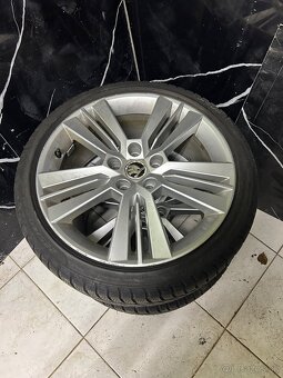 Škoda Octavia 3 RS 5x112 r18 225/40 r18 zimna sada - 4