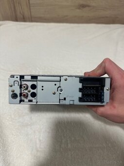 Predám autorádio JVC KD-S743R - 4