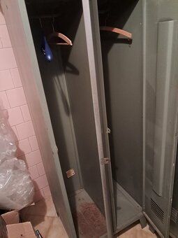 Plechové šatňové skrine - 4