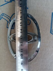 Toyota  Carina e emblemy / znaky na karoseriu - 4