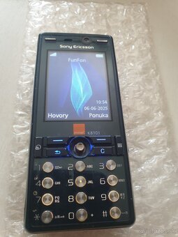 Sony Ericsson K810i - 4