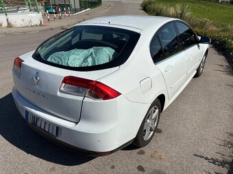 Renault Laguna - 4