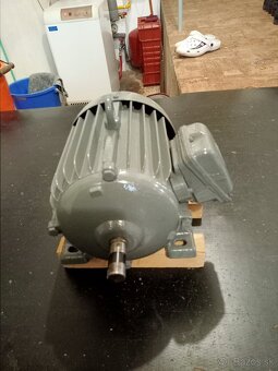 Predám elektrický motor - 4