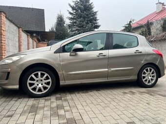 Peugeot 308 - 4