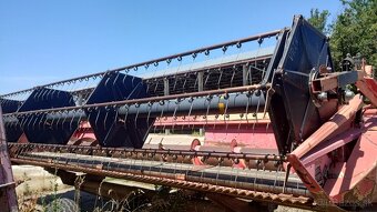Sklízecí mlátička kombajn mf Massey Ferguson 38 - 4