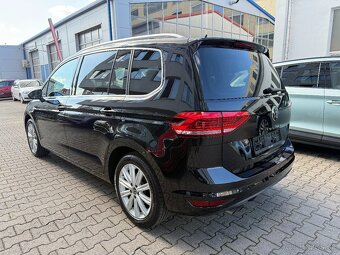 VW Touran Highline 2.0TDI 110kW DSG 26tkm - záruka Autodraft - 4