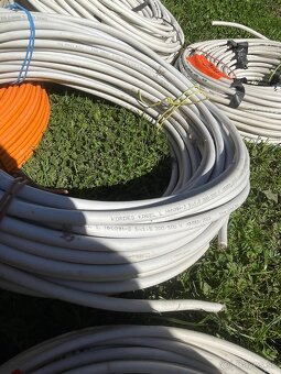 Predám rôzne káble 3x1,5; 5x1.5; 3x2,5; 5x2,5; dátový duplex - 4