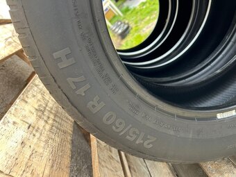 Continental 215/60/17” - 4