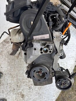 MOTOR AVU 1.6 VW GOLF SKODA OCTAVIA - 4