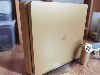 PS4 Slim Gold Edition - 4