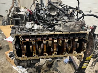 Motor BMW N55 s prevodovkou DCT - 4
