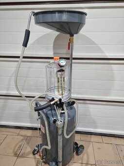 Odsávačka oleja 70L - 4