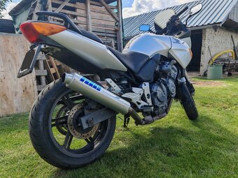 Honda CBF600 - 4