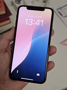 iPhone Xs 64gb Zlatý - 4