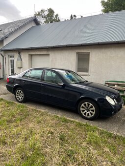 Mercedes w211 e200 - 4