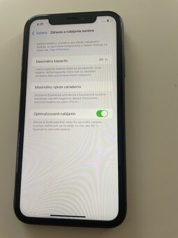 Krásny Iphone 11 64GB batéria 99 percent - 4