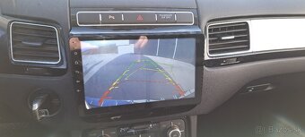 Volkswagen Touareg 3.0 TDI - čierny elegán - ZNÍŽENÁ CENA - 4