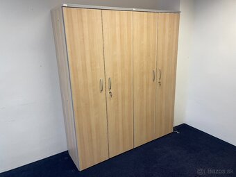 Predám kancelarske stoly, skrine, vešiaky, ... - 4