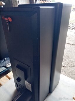 Peletová pec RIKA LIVO 6 kW r.v. 2017 - 4