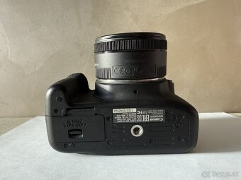 Canon 2000D + 50mm - 4