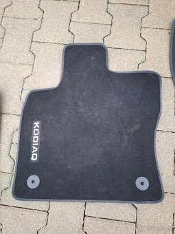 Textilné koberce Kodiaq I a nožné opierky - 4