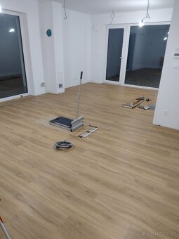 Pokládka podlahy - laminát, vinyl, kompozit, drevo. - 4