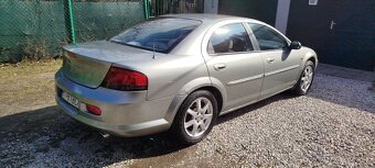 Chrysler Sebring - 4