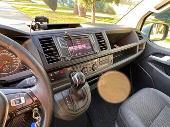 Volkswagen Caravelle T6 - 4
