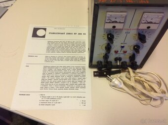 STABILIZOVANY ZDROJ A TESLA UNIVERZALNY VOLTMETER BM385E - 4