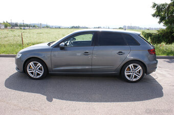 Audi A3 Sportback 2.0 TDI DPF 184k Ambiente quattro S tronic - 4