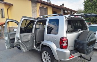 JEEP CHEROKEE 2.8 CRD LIMITED - 4
