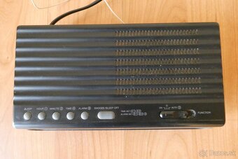 RÁDIOBUDÍK zn. SANYO - 4