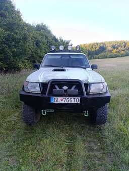 Predám Nissan patrol y61 - 4