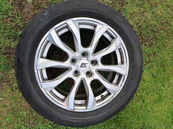 Predám zimnú kompletnú sadu na Audi a6 - 4